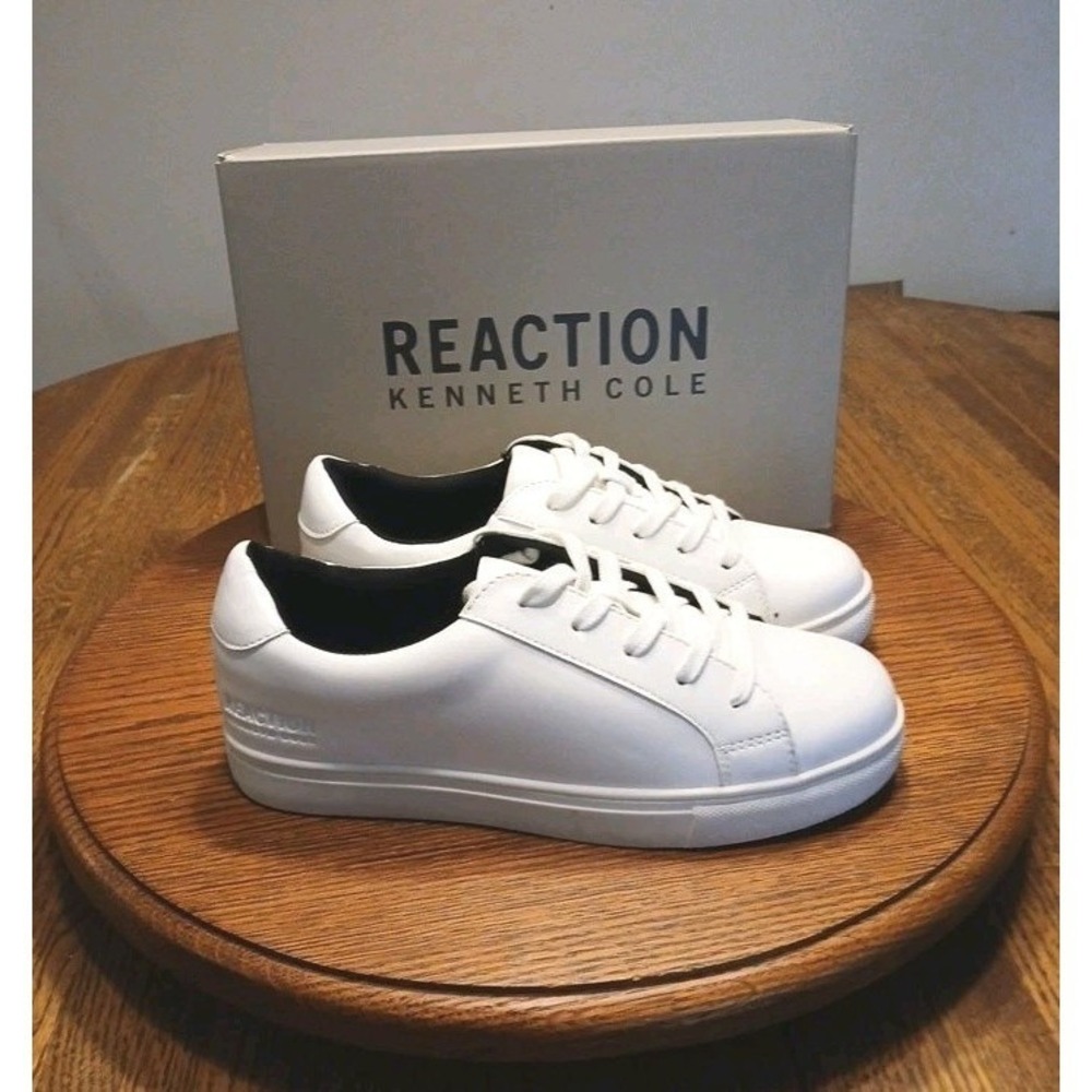 Kenneth Cole Reaction Youth Sneakers Sz 4 White School Shoes New Casual Sneaker